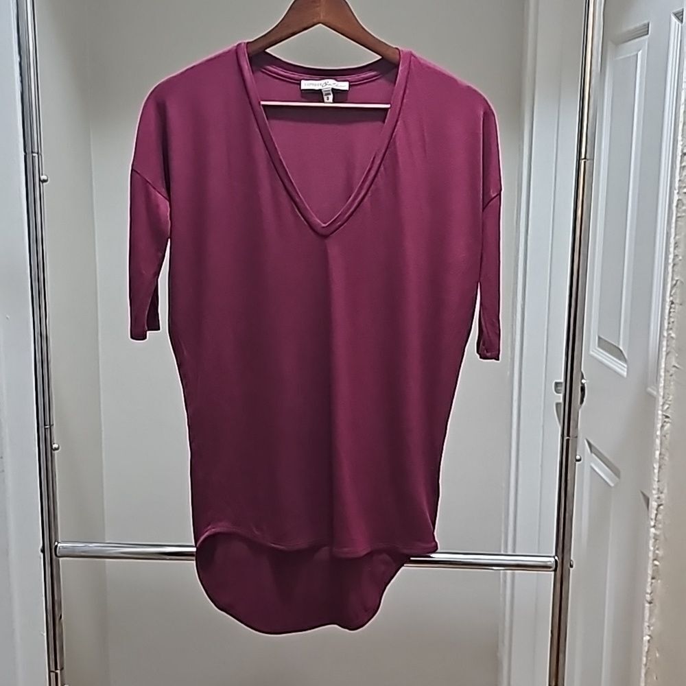 Express One Eleven V-neck Top Size XS